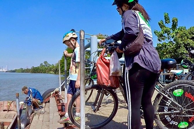 Bangkok Green Oasis 4-Hour Bike Tour with Boat Ride - The guide and group size can shape the whole ride