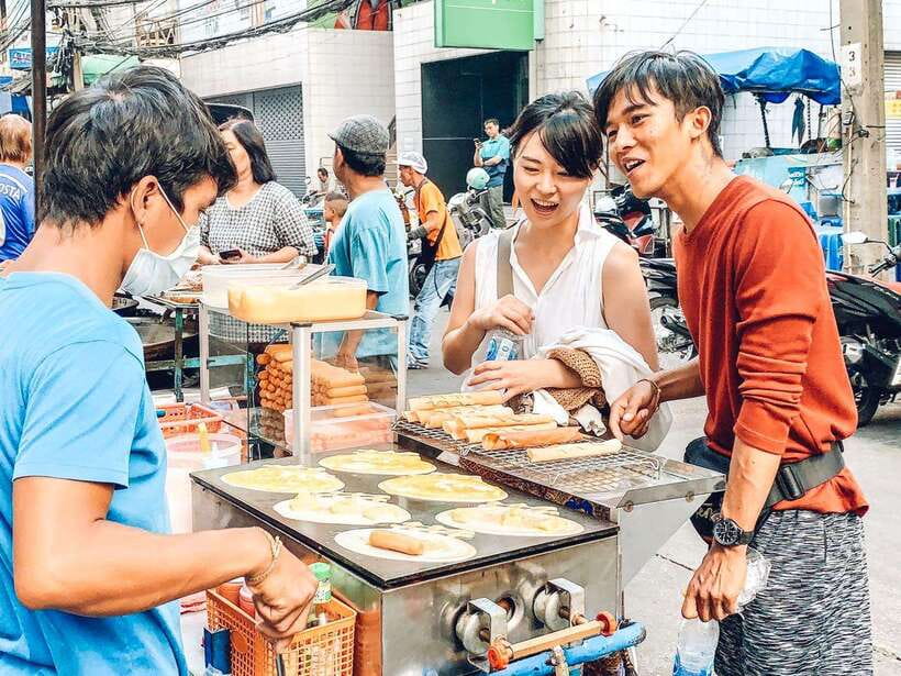 Bangkok: Must-Try Hidden Bike & Food Experience - Through canals, lanes, and a traditional village