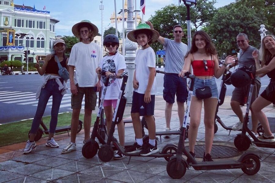 Bangkok : Old City Guided E-Scooter &/or Bike Tour - Wat Chana Songkhram and Khao San Road