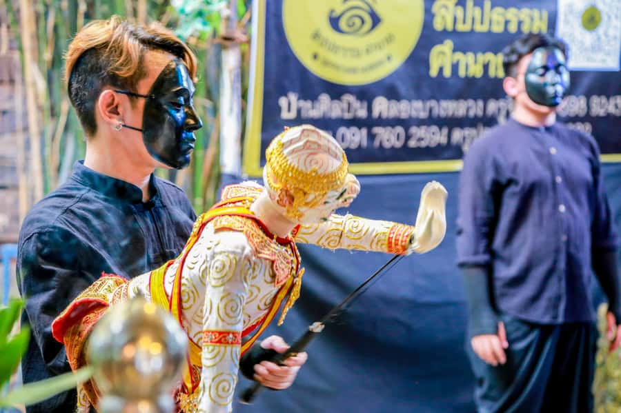 Bangkok’s Past with Local Taste Tour by Bike and Boat - Guides, safety, and the real riding conditions