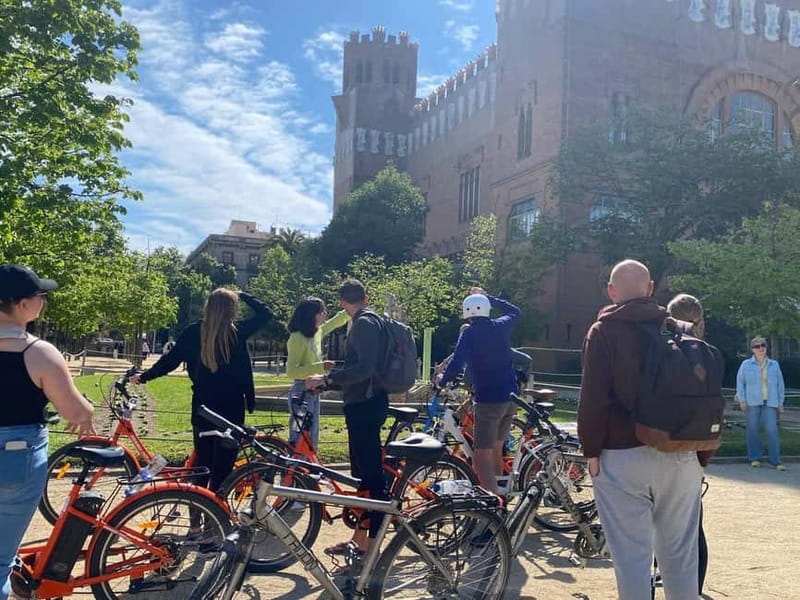 Barcelona: 1.5-Hour Sightseeing Tour by Bike/Electric Bike - What the 90-minute timing really means
