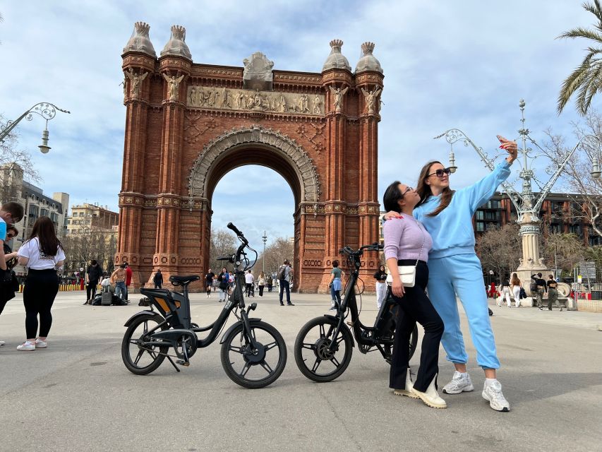 Barcelona: 3-Hour Montjuic Mountain E-Bike Guided Tour - City views from Montjuic