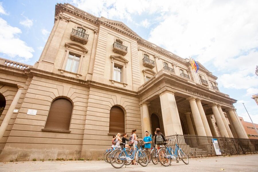 Barcelona Beach 3-Hour Bike Tour - Olympic Village and Ciutadella Park