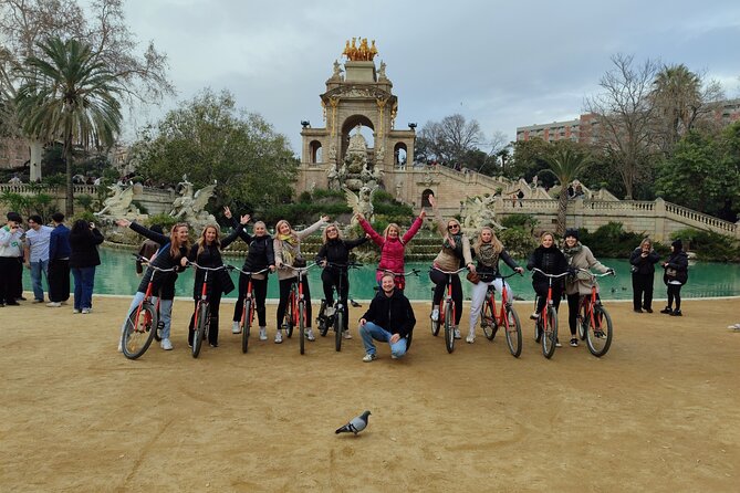 Barcelona: Bike or eBike Tour, Top Sights & Local Insights - Classic bicycle or e-bike?