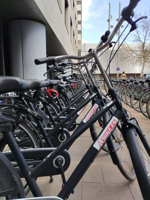 Barcelona: Bike Rental for 2 - 24 Hours - The real quality question: sturdy transport or polished bicycle?