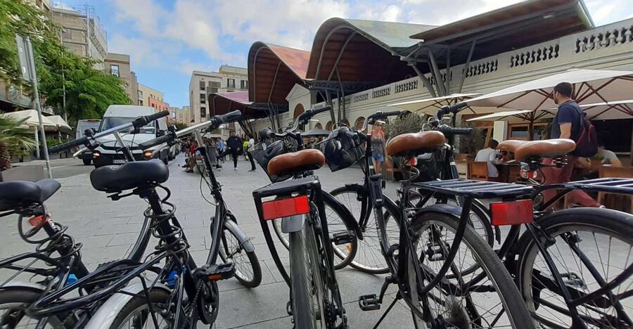 Barcelona: Bike Rental with Delivery and Pickup - The traffic question: what you need to know