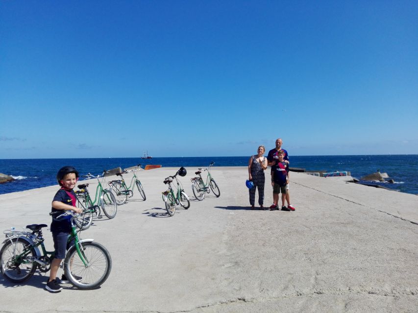 Barcelona: Bike Tour for Families - The waterfront and Barceloneta beach