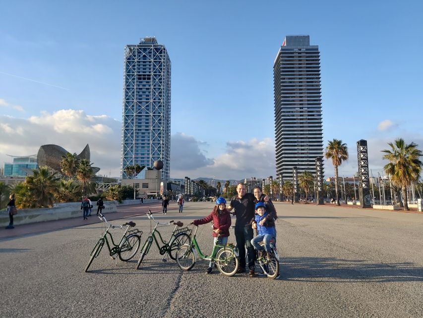 Barcelona: Bike Tour for Families - Pace, stops, and child comfort
