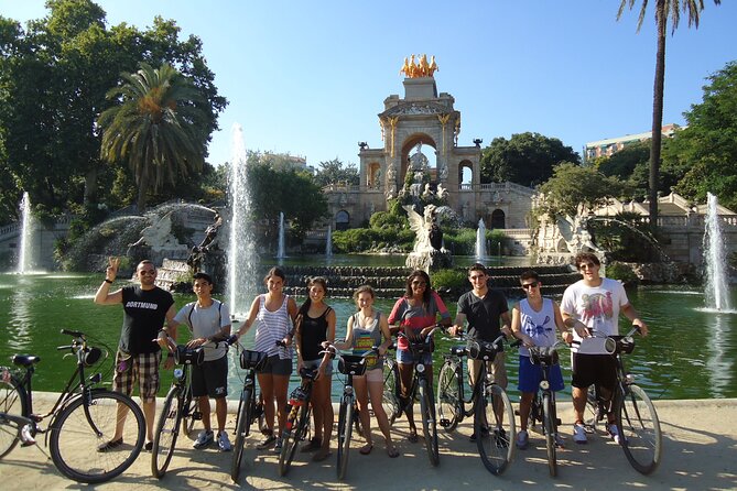 Barcelona City Highlights Bike Tour - Green Space at Parc de la Ciutadella