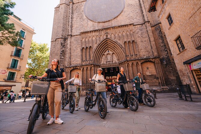 Barcelona E-Bike, Cable Car & Boat - Starting in El Raval and riding toward Montjuïc