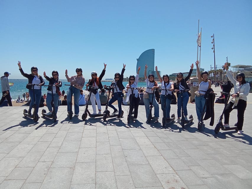 Barcelona: e-scooter and Bike tour - Key points at a glance