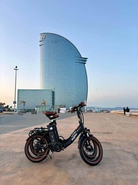 Barcelona: Explore the City with Eco-Friendly E-Bike Rentals - Getting used to the bike and equipment