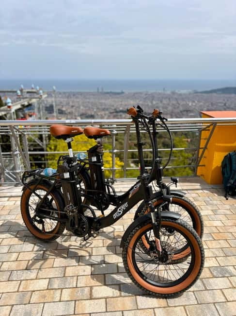 Barcelona: Explore the City with Eco-Friendly E-Bike Rentals - Shopping stops and the freedom to change plans