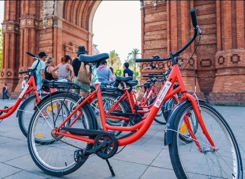 Barcelona: Full-Day Bike/E-Bike Rental with Helmet and Lock - Building your own Barcelona route