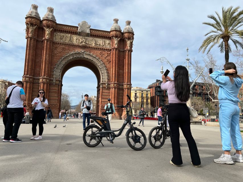 Barcelona: Gaudi Guided E-Bike Tour - The City Park and Steeper Streets