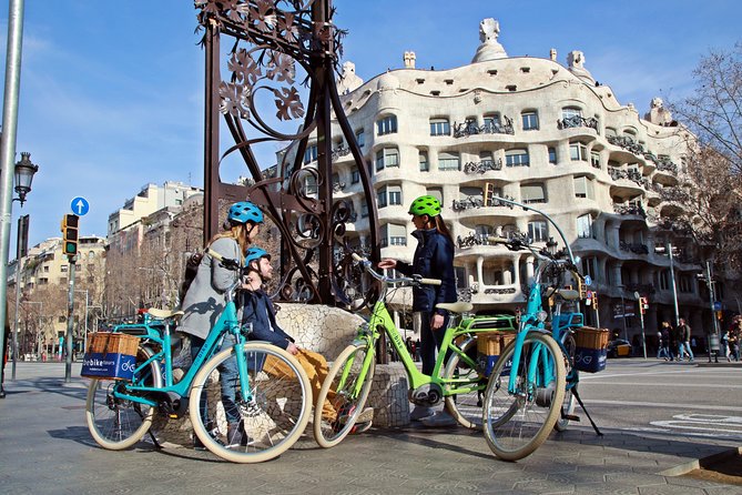 Barcelona Gaudi Guided Small Group E Bike Tour - Why an e-bike makes sense in Barcelona