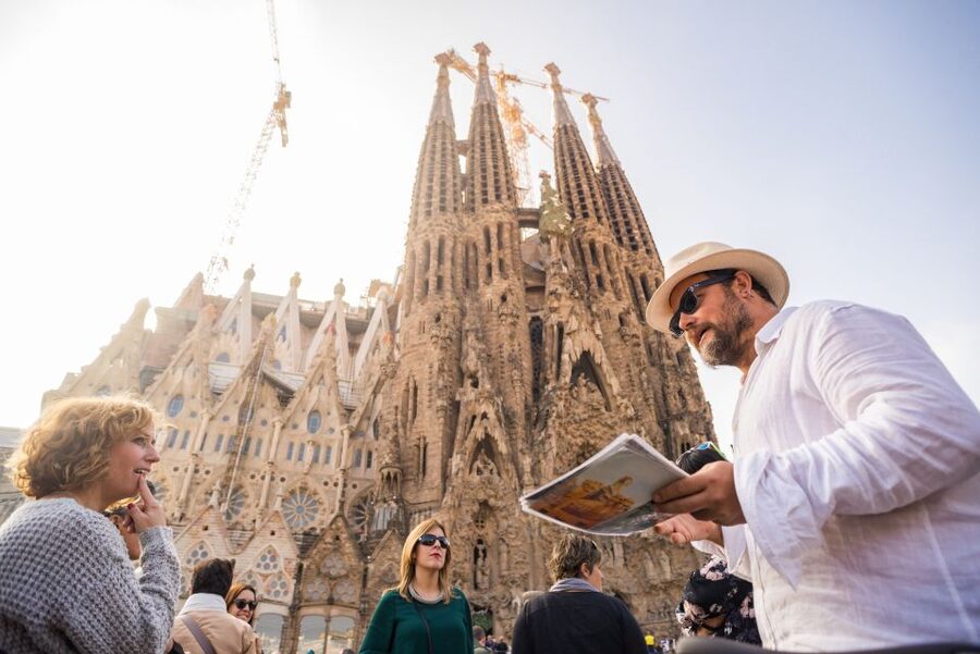 barcelona: Gaudi Highlights eBike tour - Starting near El Born and Barcelona Cathedral