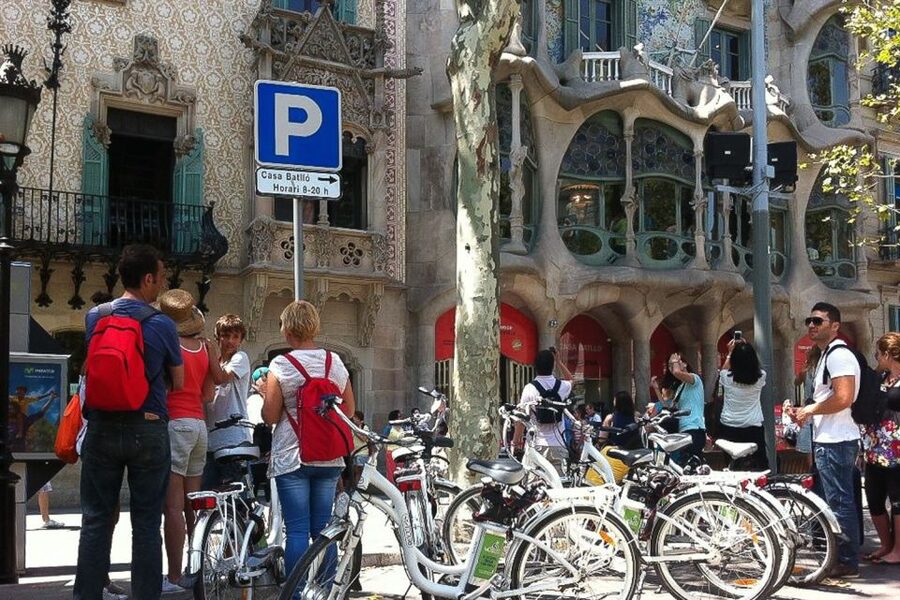 Barcelona: Private 5 Neighborhoods Tour by Electric Bike - Rambla del Raval and the city’s mixed character