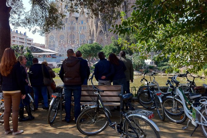 Barcelona Private Bike Tour - Raval, from port nightlife to a young neighborhood