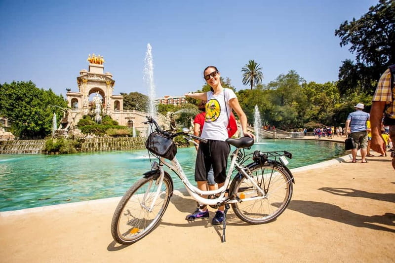 Barcelona: Private Group Bike Tour - Why a bike is a smart way to see Barcelona
