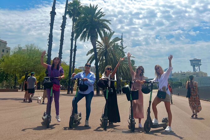 Barcelona Sagrada familia Electric Scooter or E-Bike Tour - Passeig de Gràcia and Gaudí’s Houses