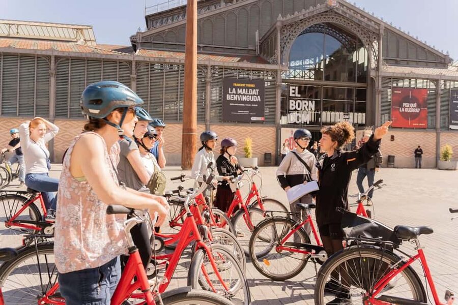 Barcelona: Sagrada Familia or City Tour by Bike or eBike - Starting in the medieval Born district