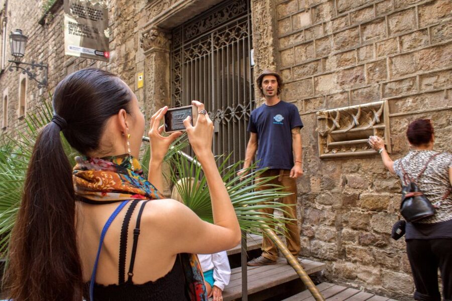 Barcelona Tapas 3-Hour Bike Tour - Practical details that make the day easier