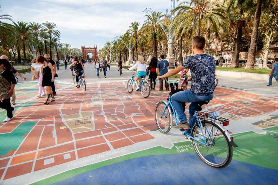 Barcelona Tapas 3-Hour Bike Tour - Seeing modern Barcelona alongside the medieval city