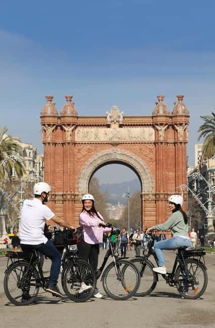 Barcelona: Tapas Tasting Tour by Regular Bike or E-Bike - Casa Batlló and Casa Milà on the Eixample streets