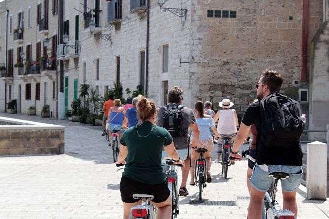 Bari Bike Tour with Pasta Experience - Piazza del Ferrarese and the old Roman road