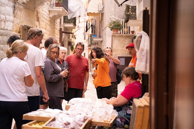 Bari Bike Tour with Pasta Experience - Piazza Mercantile, the city’s meeting point