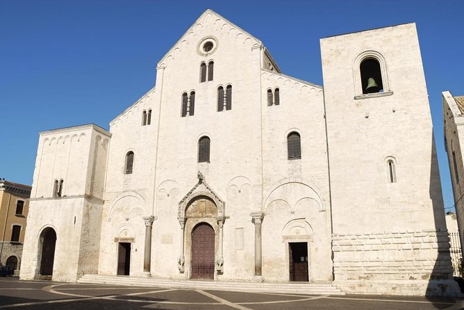 Bari Bike Tour - Basilica San Nicola: Bari’s spiritual heart