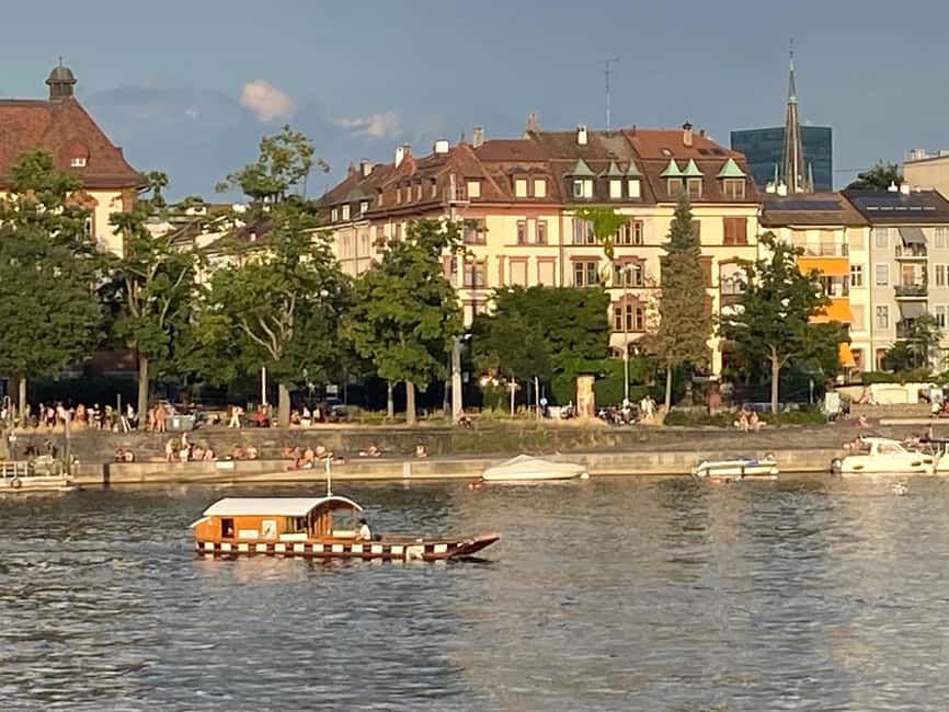 Basel: Fancy a bike tour through 3 countries in 60 minutes? - France begins at Quai du Rhin