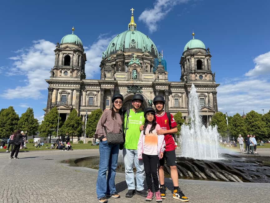 Berlin: 3-hour bike tour - A journey through time in the capital - Museum Island and Gendarmenmarkt finish the route