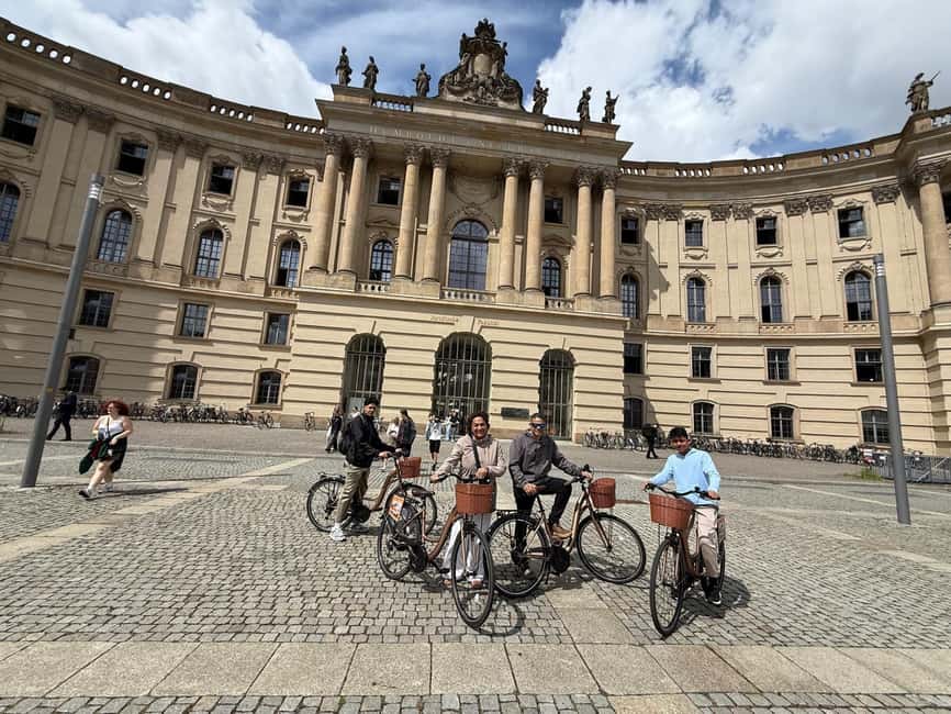Berlin: 3-hour bike tour - A journey through time in the capital - Cold War Berlin sets the tone