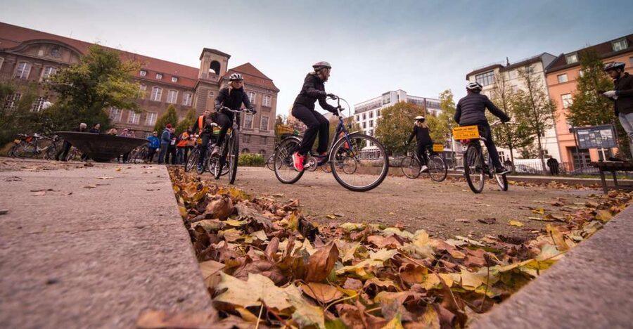 Berlin: 48-Hour or 72-Hour Bike Rental - Treptower Park and the River Spree