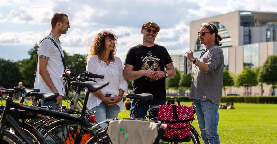Berlin: E-Bike Tour of the Berlin Wall and Mitte Highlights - Bornholmer Strasse and the night the Wall opened