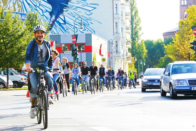 Berlin: Guided Bike tour of the Berlin Wall and Third Reich - Nazi architecture and the view from Humboldthain