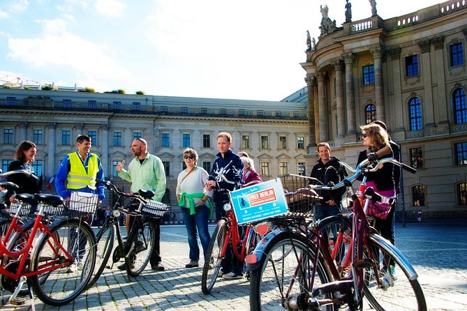 Berlin: Guided Private Bike Tour to Explore the Highlights - Starting in Nikolaiviertel beside the Spree