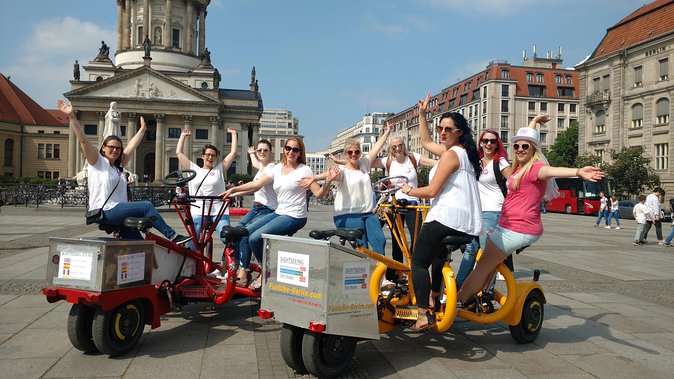 Berlin : Guided Private Sightseeing Tours with Funbikes, Teambikes - Museum Island, Bebelplatz, and the historic center