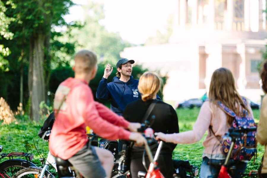 Berlin Highlights: 3-Hour Bike Tour - The Guides Are the Biggest Strength