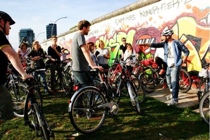 Berlin: Private Bike Tour of the Berlin Wall and Third Reich - Mauerpark and the failed search for a perfect border