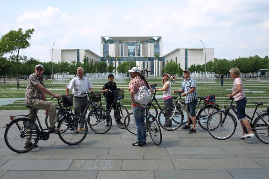 Berlin: Small Group Bike Tour Through City Center - From the New Synagogue to Berlin’s changing center
