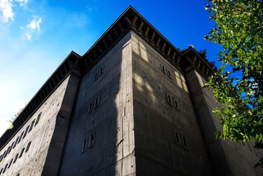 Berlin: The Wall and Third Reich Guided Bike Tour - Invalids’ Cemetery and the traces that are easy to miss