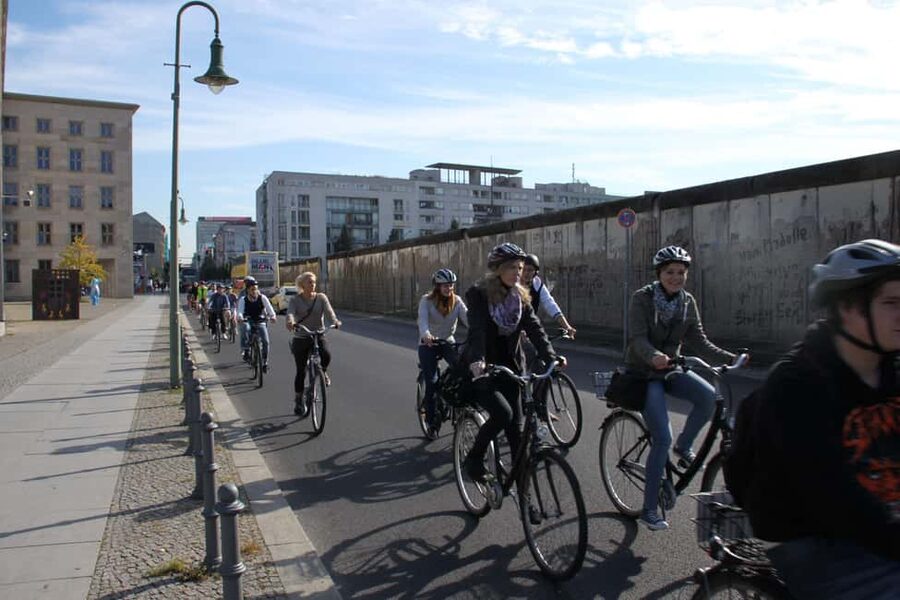 Berlin: The Wall and Third Reich Guided Bike Tour - The Holocaust Memorial and the Führerbunker site
