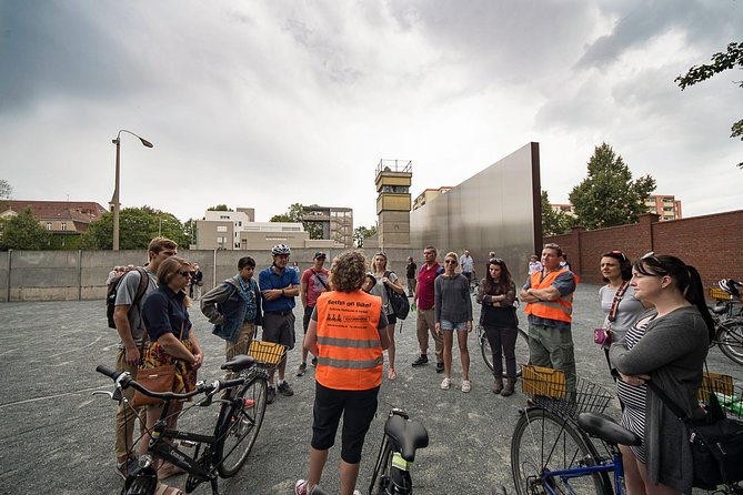 Berlin Wall and Cold War Bike Tour in Small Groups - Why a bike is a smart way to see the Wall