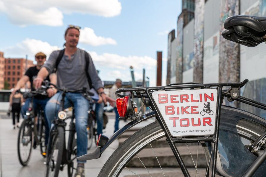 Berlin Wall History Small Group Cycling Tour - Mauerpark and the northern Wall memorials