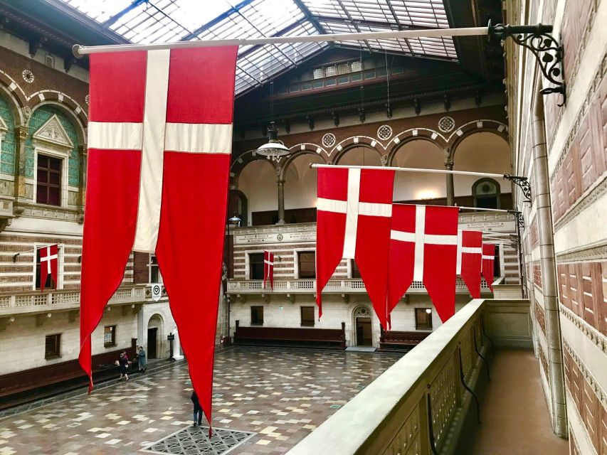 Best of Copenhagen Biking Tour-3 Hours, Small Group max 10 - Starting beside Nørreport Station