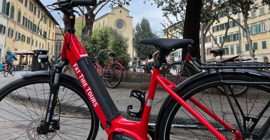 Best of Florence Electric Bike Tour - Piazza della Repubblica and the first city lesson