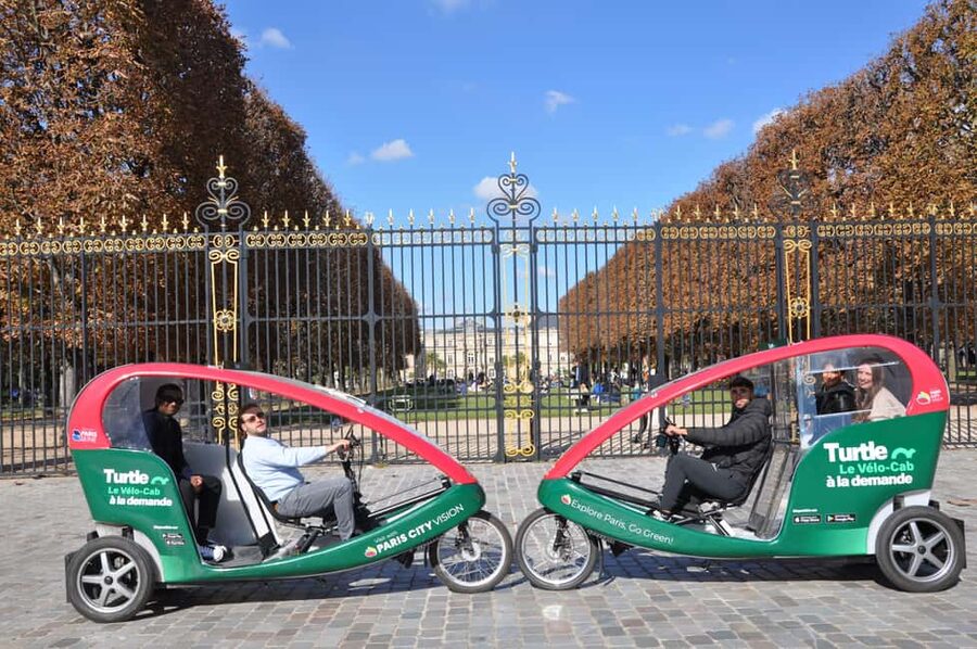 Best of Paris Private Rickshaw bike Tour with guide - How long should you book?